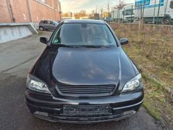 Schwarz Gebraucht 2003 Opel Astra Edition Limousine | 2.450 € (Fairer Preis)