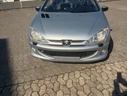 Silber Gebraucht 2003 Peugeot 206 CC Cabrio | 550 € (Guter Preis)