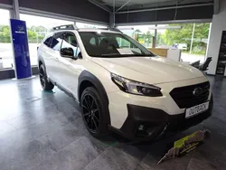 Crystal white pearl Neu 2025 Subaru Outback Exclusive+ SUV | 49.900 € (Etwas zu teuer)