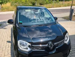 Schwarz Gebraucht 2022 Renault Twingo Zen Kleinwagen | 12.600 € (Fairer Preis)