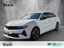 Arktis weiß Gebraucht 2024 Opel Astra Kombi | 23.890 € (Fairer Preis)