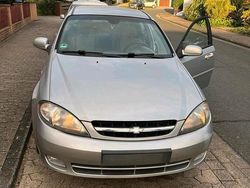 Silber Gebraucht 2007 Chevrolet Lacetti Kleinwagen | 1.500 €
