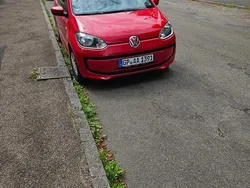 Rot Gebraucht 2015 VW up! Kleinwagen | 6.500 € (Guter Preis)
