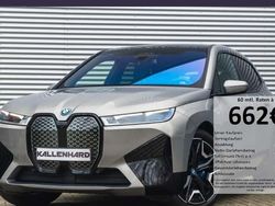 Grau Gebraucht 2024 BMW iX Executive SUV | 76.755 € (Fairer Preis)
