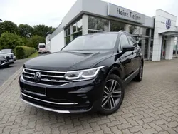 Schwarz Gebraucht 2023 VW Tiguan Elegance SUV | 41.491 € (Teuer)