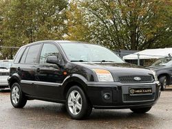 Schwarz Gebraucht 2011 Ford Fusion Style Limousine | 4.450 € (Fairer Preis)
