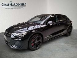 Mythosschwarz metallic Gebraucht 2025 Audi A3 Sportback e-tron S-Line Kleinwagen | 46.480 €