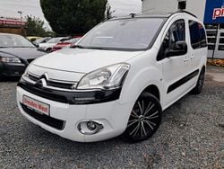 Weiß Gebraucht 2012 Citroën Berlingo SELECTION Kombi | 6.799 € (Fairer Preis)