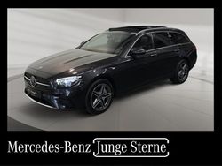 Grau Gebraucht 2022 Mercedes E300 AMG Limousine | 28.733 € (Guter Preis)