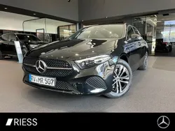 Schwarz Gebraucht 2025 Mercedes A250 Progressive Limousine | 43.700 €
