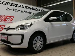 Weiß Gebraucht 2016 VW up! move up! Kleinwagen | 7.974 € (Etwas zu teuer)