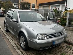 Grau Gebraucht 2003 VW Golf IV Kleinwagen | 3.499 € (Teuer)