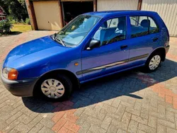 Blau Gebraucht 1999 Toyota Starlet Kleinwagen | 2.800 €
