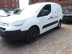Weiß Gebraucht 2011 Citroën Berlingo Van / Kleinbus | 3.500 € (Guter Preis)