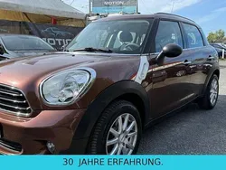 Braun Gebraucht 2013 Mini One Countryman SUV | 4.700 € (Guter Preis)