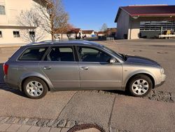 Silber Gebraucht 2003 Audi A4 Kombi | 1.900 € (Teuer)