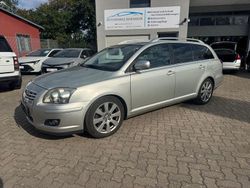 Silber Gebraucht 2008 Toyota Avensis Team Kombi | 5.650 € (Teuer)