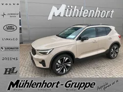 Gold Gebraucht 2024 Volvo XC40 Ultra SUV | 42.490 € (Etwas zu teuer)