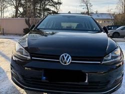 Schwarz Gebraucht 2017 VW Golf Highline Limousine | 12.450 € (Superpreis)
