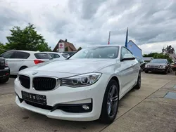 Alpinweiss iii Gebraucht 2016 BMW 330 Gran Turismo Advantage Kleinwagen | 15.990 €