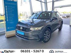 Delfingrau (metallic) Gebraucht 2023 VW Tiguan Life SUV | 29.750 € (Fairer Preis)