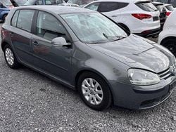 Grün Gebraucht 2004 VW Golf V Comfortline Limousine | 1.400 € (Superpreis)