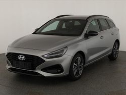 Shimmering silver metallic Gebraucht 2025 Hyundai i30 Kombi | 22.445 € (Fairer Preis)