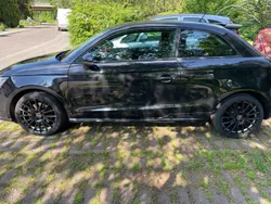 Schwarz Gebraucht 2011 Audi A1 Ambition Kleinwagen | 9.400 € (Fairer Preis)