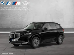 Schwarz ii Neu 2025 BMW iX1 SUV | 41.900 €