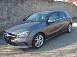 Grau Gebraucht 2016 Mercedes A180 Urban Limousine | 13.890 € (Guter Preis)