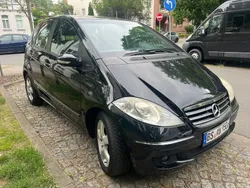 Schwarz Gebraucht 2008 Mercedes A180 Avantgarde Van / Kleinbus | 2.300 € (Guter Preis)
