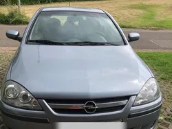 Grau Gebraucht 2004 Opel Corsa Kleinwagen | 1.749 € (Fairer Preis)