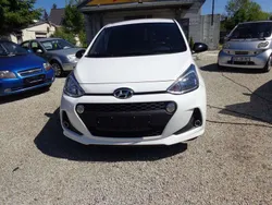 Weiß Gebraucht 2018 Hyundai i10 Passion Kleinwagen | 8.850 € (Fairer Preis)