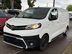 Weiß Gebraucht 2018 Toyota Proace Van | 13.450 € (Superpreis)
