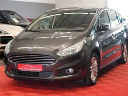 Grau Gebraucht 2015 Ford S-MAX S Van / Kleinbus | 7.950 € (Guter Preis)