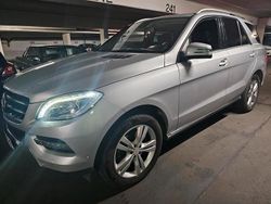 Silber Gebraucht 2013 Mercedes 250 SUV | 12.900 €