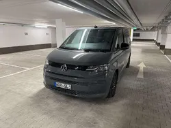 Grau Gebraucht 2023 VW T7 Life Van | 46.789 € (Guter Preis)