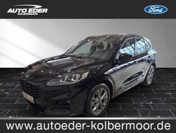 Obsidianschwarz (metallic) Gebraucht 2023 Ford Kuga ST-Line SUV | 25.400 € (Fairer Preis)