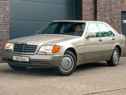 Rauchsilber Gebraucht 1992 Mercedes S300 SE Limousine | 14.900 €