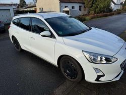 Weiß Gebraucht 2021 Ford Focus Titanium Kombi | 17.500 € (Superpreis)