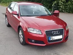 Rot metallic Gebraucht 2010 Audi A3 Sportback Ambiente Kombi | 13.795 €