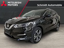 Schwarz (schwarz) Gebraucht 2020 Nissan Qashqai N-Connecta SUV | 18.970 € (Fairer Preis)