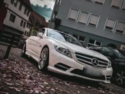 Weiß Gebraucht 2011 Mercedes CL500 AMG Coupé | 29.999 € (Teuer)