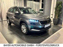 Grau Neu 2025 Skoda Karoq Selection SUV | 34.900 € (Etwas zu teuer)