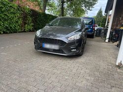 Grau Gebraucht 2019 Ford Fiesta ST-Line Kleinwagen | 12.700 € (Superpreis)