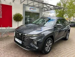 Grau Gebraucht 2021 Hyundai Tucson Trend SUV | 19.500 € (Fairer Preis)