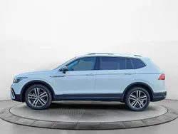 Weiß Gebraucht 2024 VW Tiguan Allspace Elegance SUV | 45.560 € (Fairer Preis)