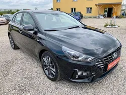 Phantom black mineraleffekt Gebraucht 2023 Hyundai i30 Limousine | 15.200 € (Fairer Preis)