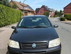 Grün Gebraucht 2005 Fiat Punto Kleinwagen | 850 € (Guter Preis)