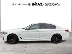 Farbe: Gebraucht 2022 BMW 545 M Sport Limousine | 52.890 €